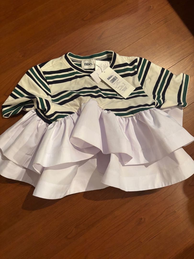 完売BIBIY LOLA PEPURAMU TOP