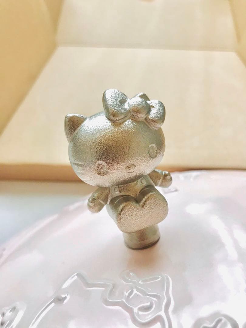 staub ストウブ 20cm ハローキティコラボ　ワナベ ソルベローズ