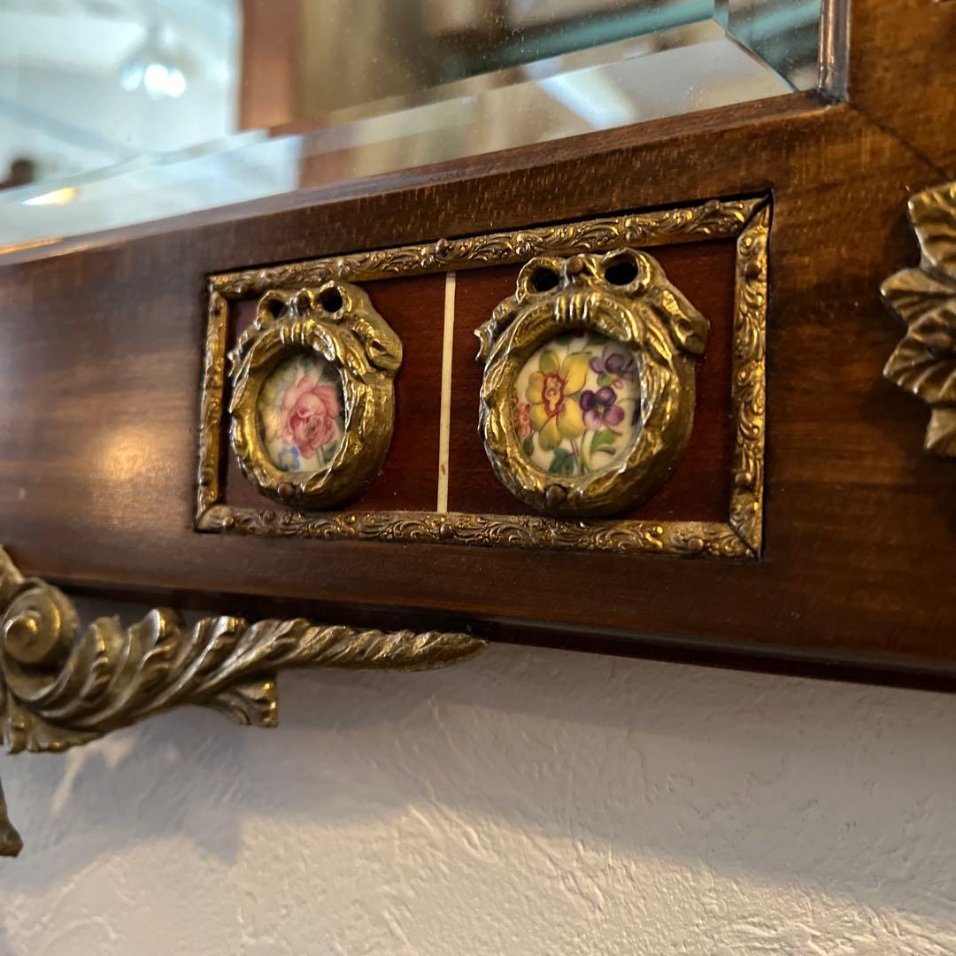 k078r118 ヨーロッパの伝統的な意匠を感じられるウォールミラー/壁掛け鏡