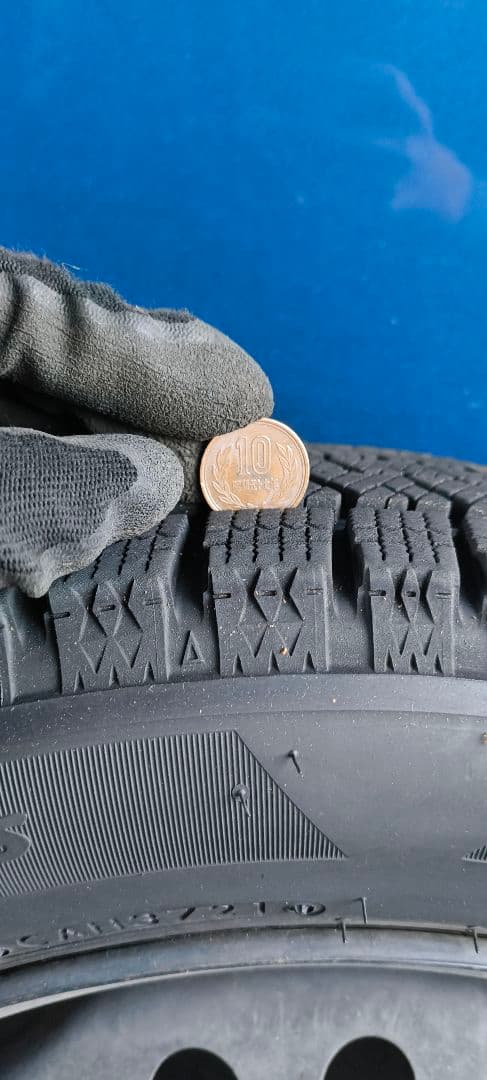 BLIZZAK VRX2 スタッドレスタイヤ 155/65R14 4本