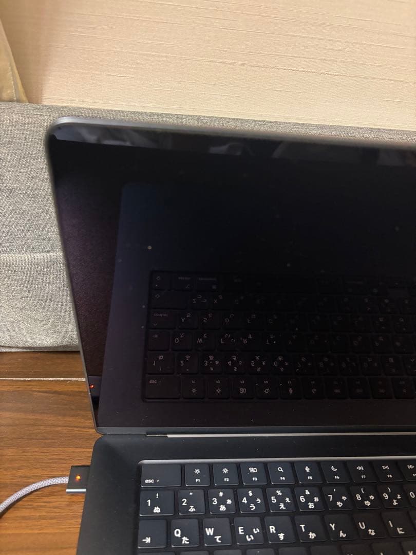 Apple MacBook Air M3スペースグレー 本体　美品