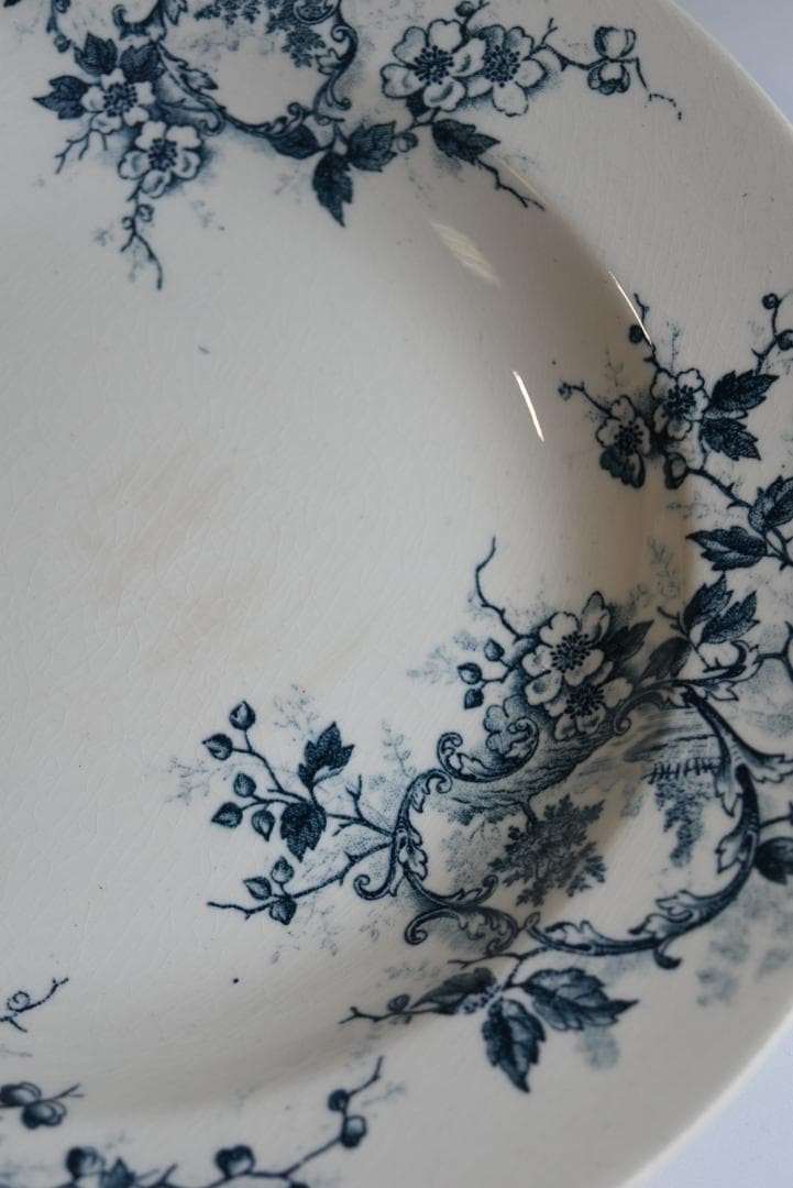 ショワジー・ル・ロワ　ブルーのポンパドール　深皿　POMPADOUR