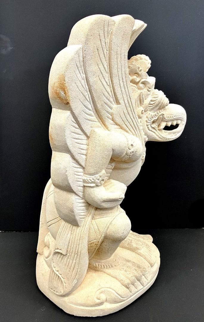 ガルーダの石像55cm 天然石パラスストーン 石彫り彫刻 ガルーダの置物