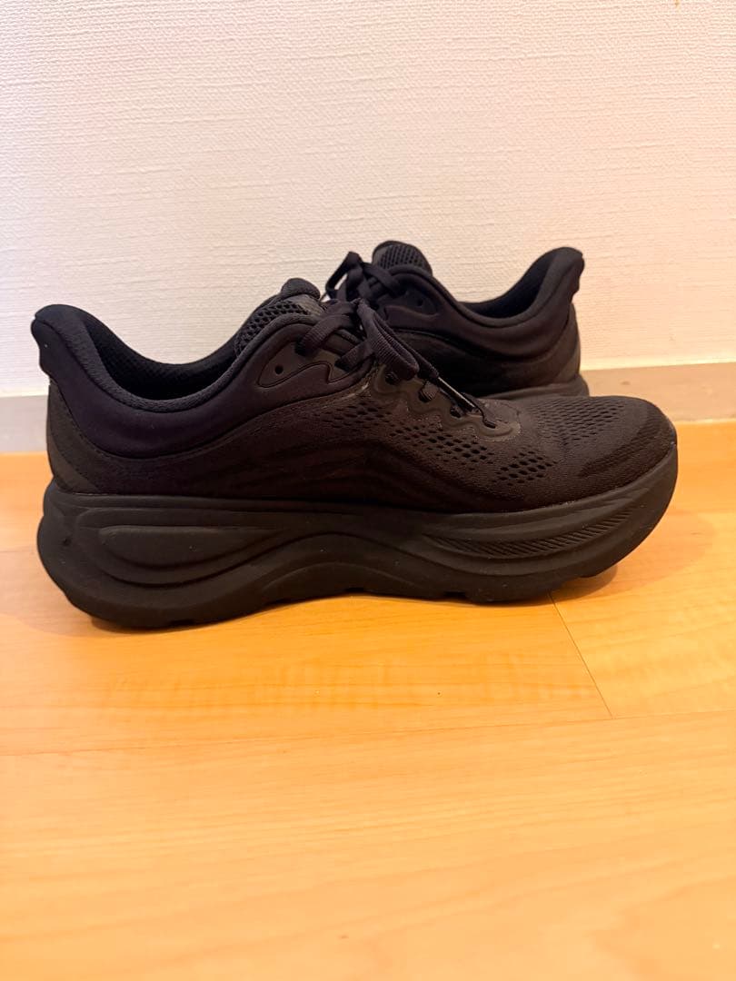 靴 HOKAONEONE BONDAI9