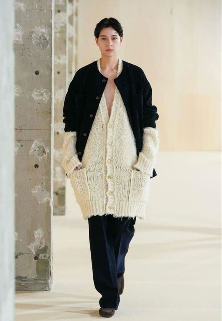 オーラリーウール、アルパカフリンジロングカーディガン