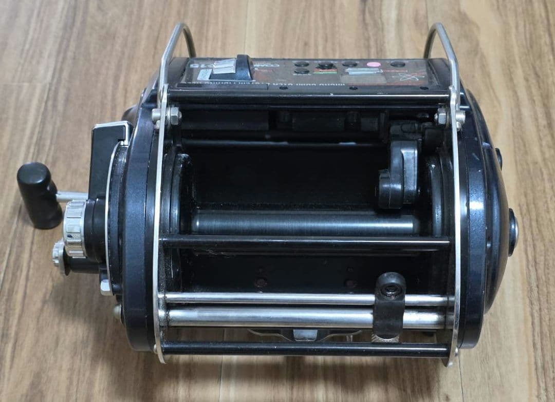 ミヤエポック　COMMAND コマンドX-15 電動リール