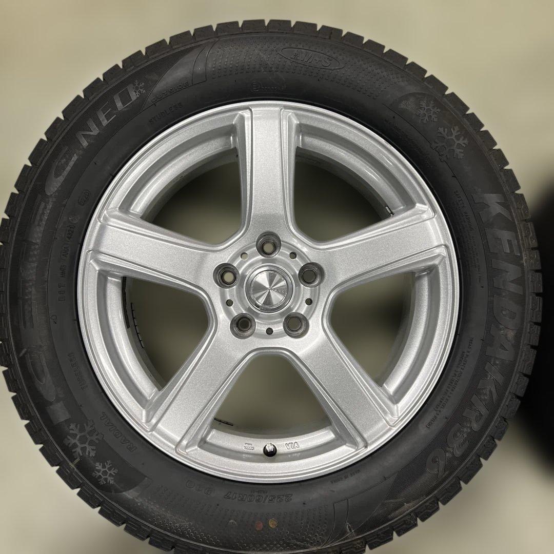 225/60R17 スタッドレス　ホイール　4本有り　バリ山　送料込み　③