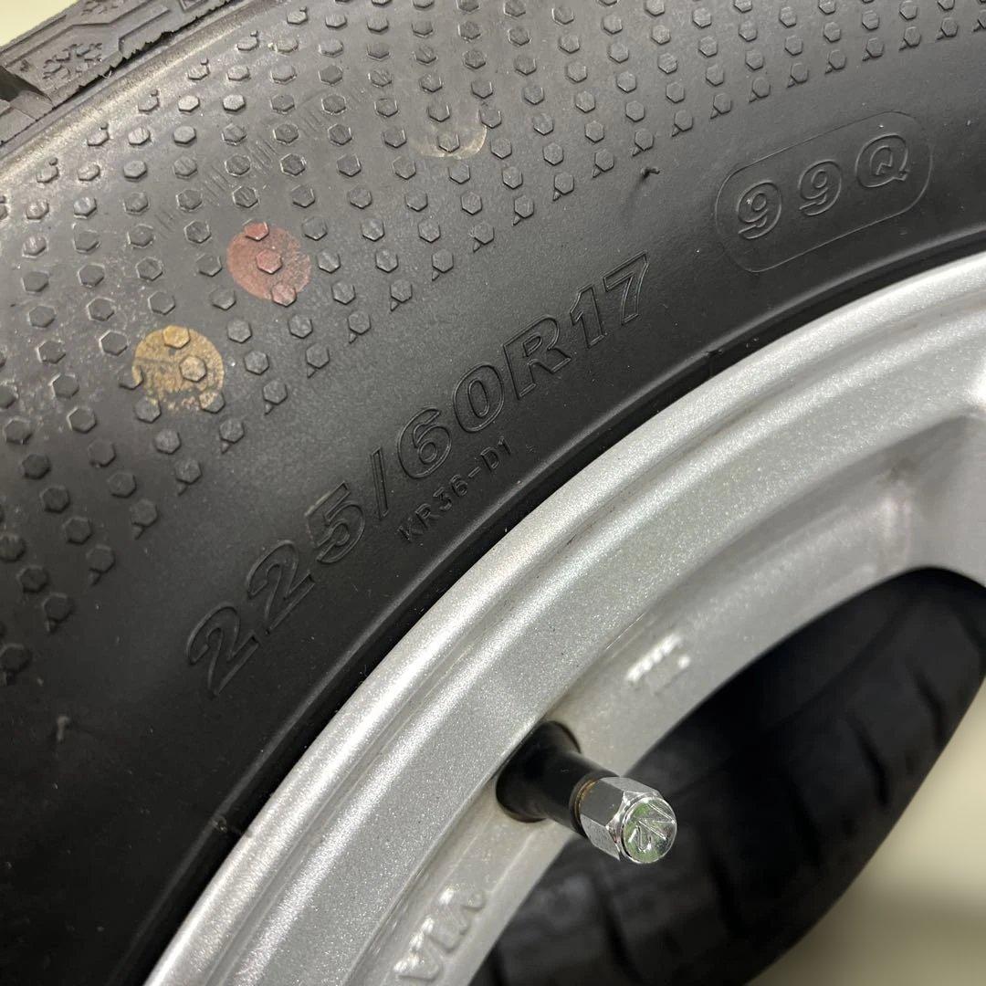 225/60R17 スタッドレス　ホイール　4本有り　バリ山　送料込み　③