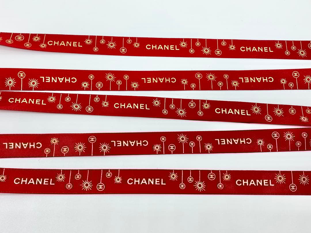 シャネル　赤 リボン ラッピング　ロール　星デザイン　50m