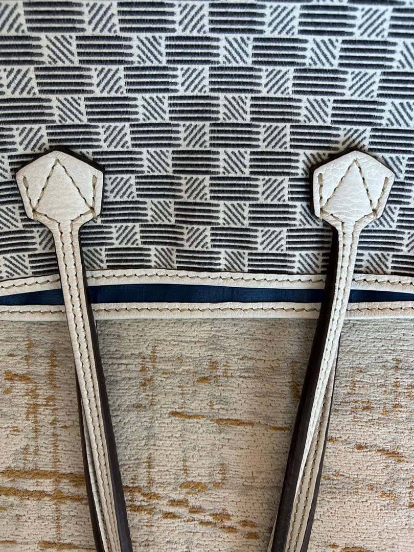 モローパリ セレスタン トート スモール　ホワイト