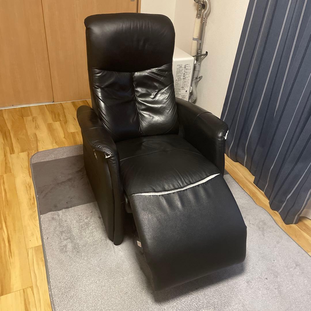 1人掛け電動ソファ（ニトリ）