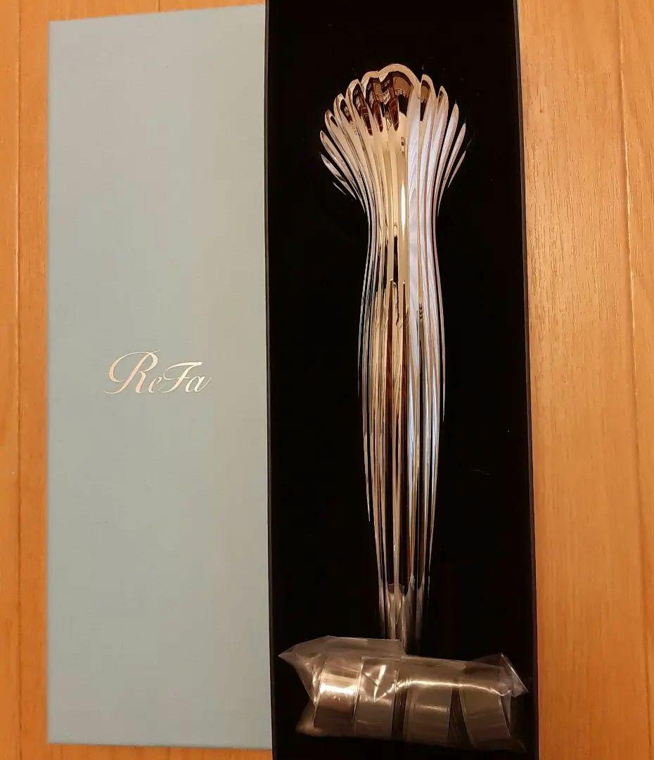 新品 ReFa シャワーヘッド シルバー