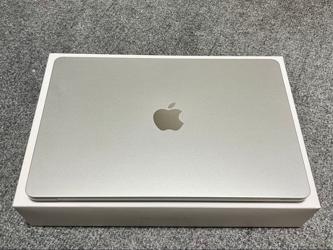MacBookAir (M2 2022) シルバー 8GB 256GB