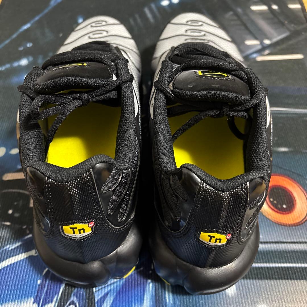 週末限定値下げ！AIR MAX エアマックスプラス オプティイエロー マップラ