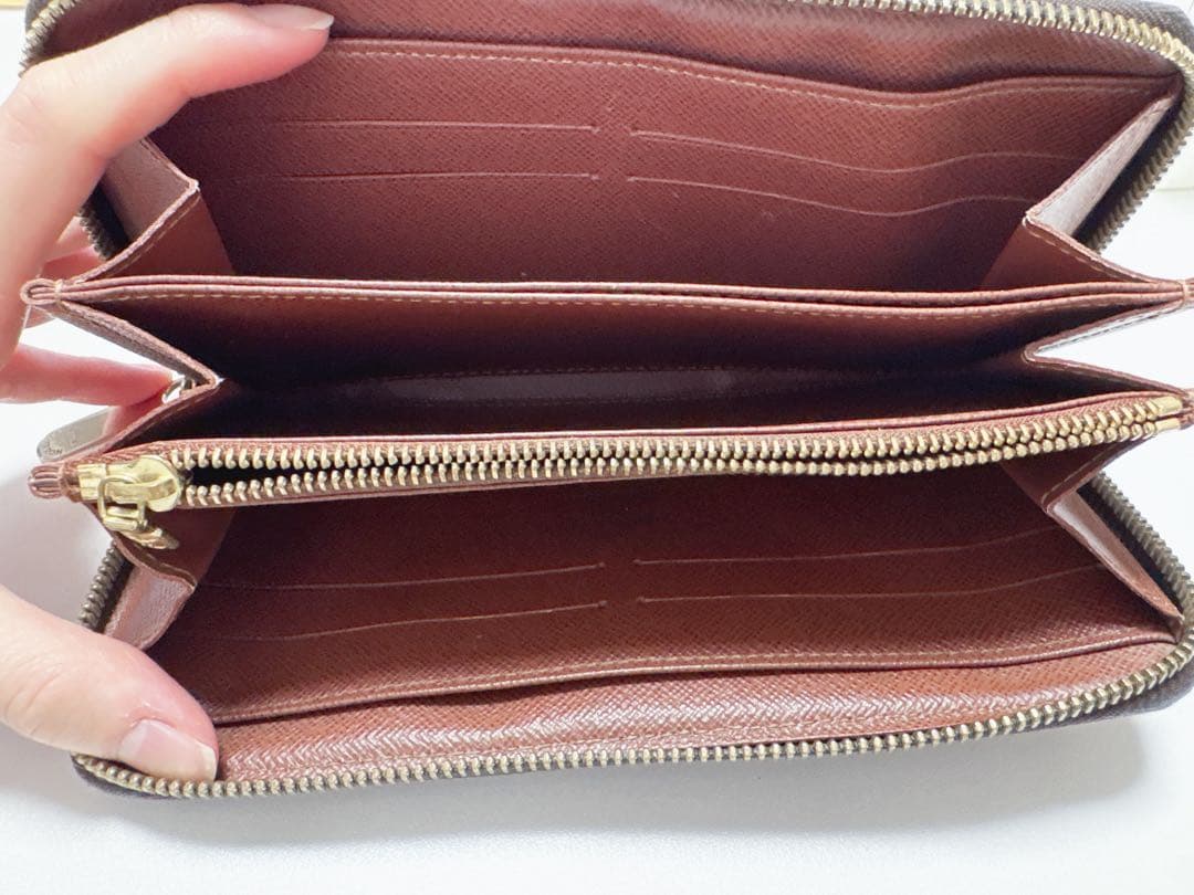 LOUIS VUITTON（ルイヴィトン） ジッピーウォレット / モノグラム