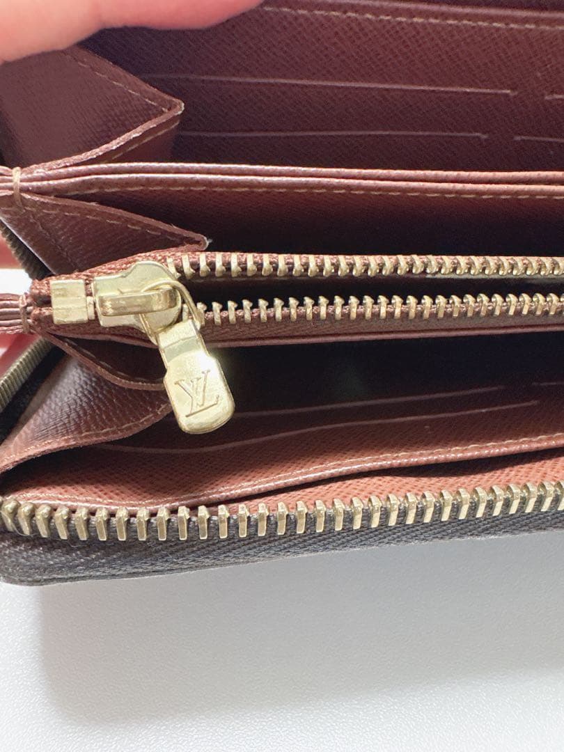 LOUIS VUITTON（ルイヴィトン） ジッピーウォレット / モノグラム