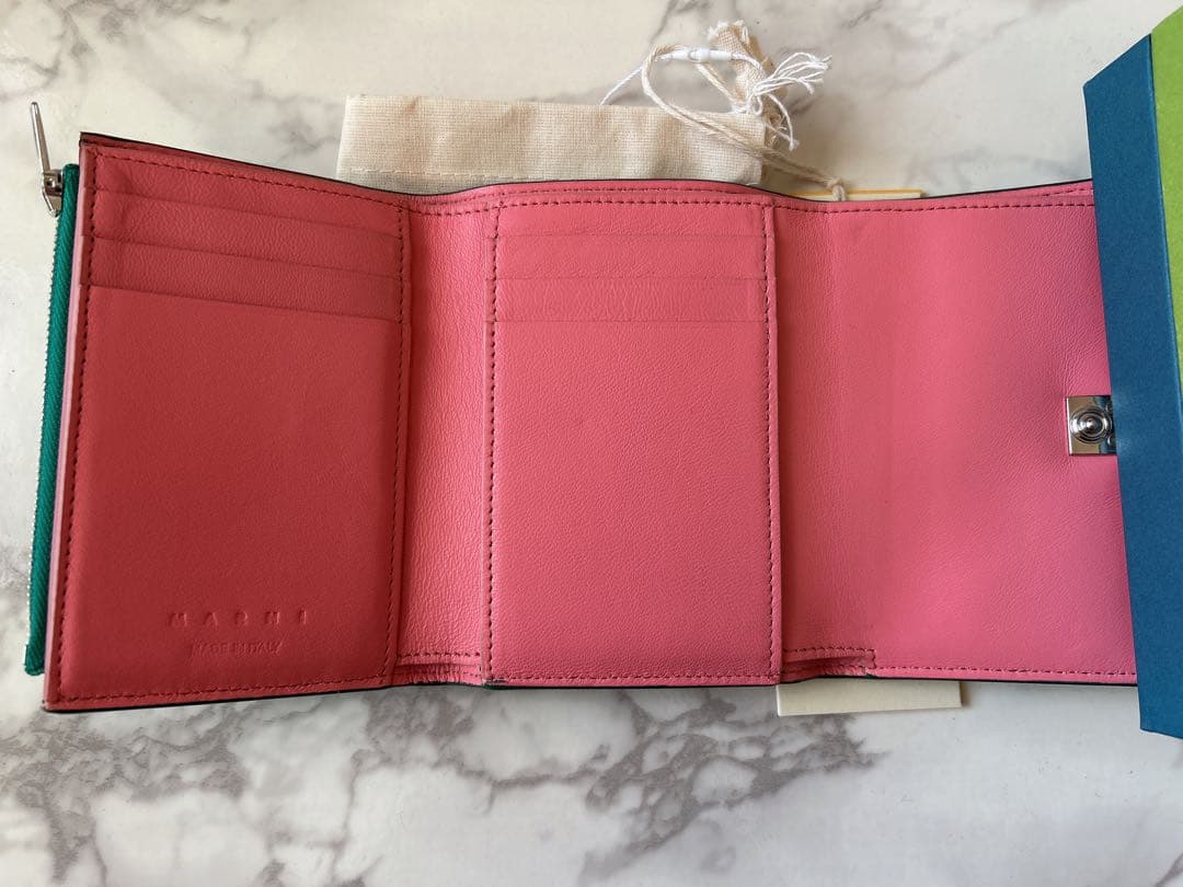 MARNI 財布　三つ折り　マルニ