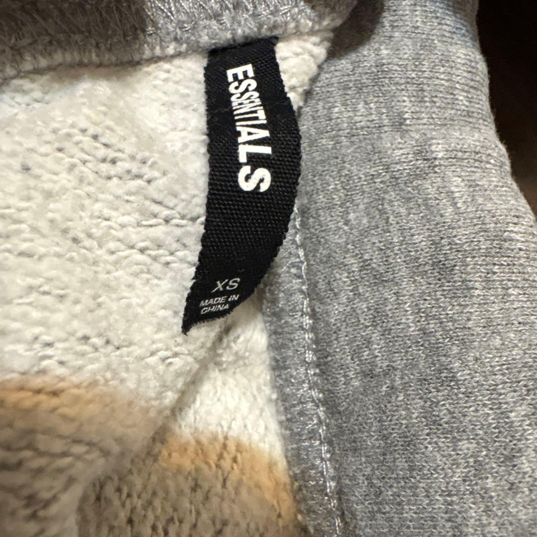 ESSENTIALS グレー スウェットセットアップ