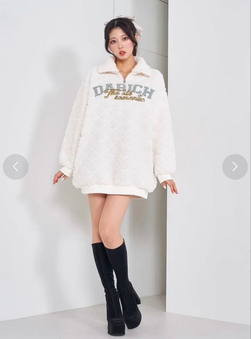 DARICHロゴボアハーフジップトップス