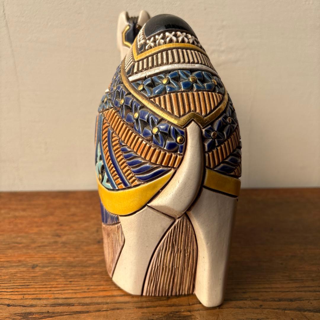 アーテサニア リンコナダ社 ウルグアイ 白いラクダ 焼物 オブジェ