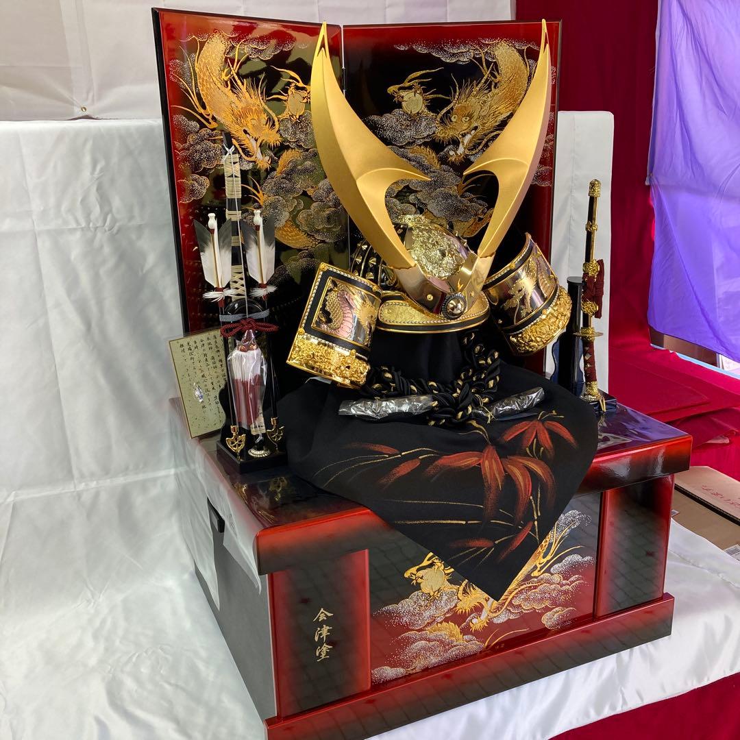 収納型着用兜飾り　ゴールドハヤブサ25号