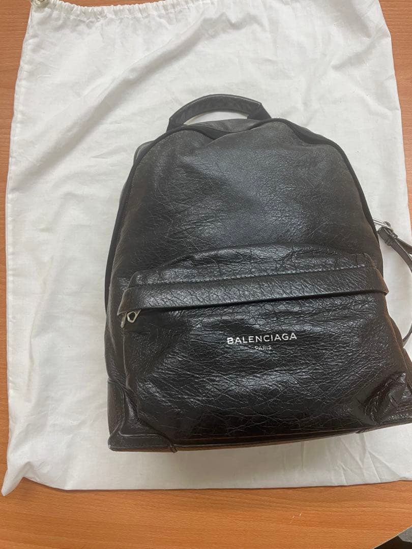 バレンシアガ　BALENCIAGA リュックサック　レディースサイズ