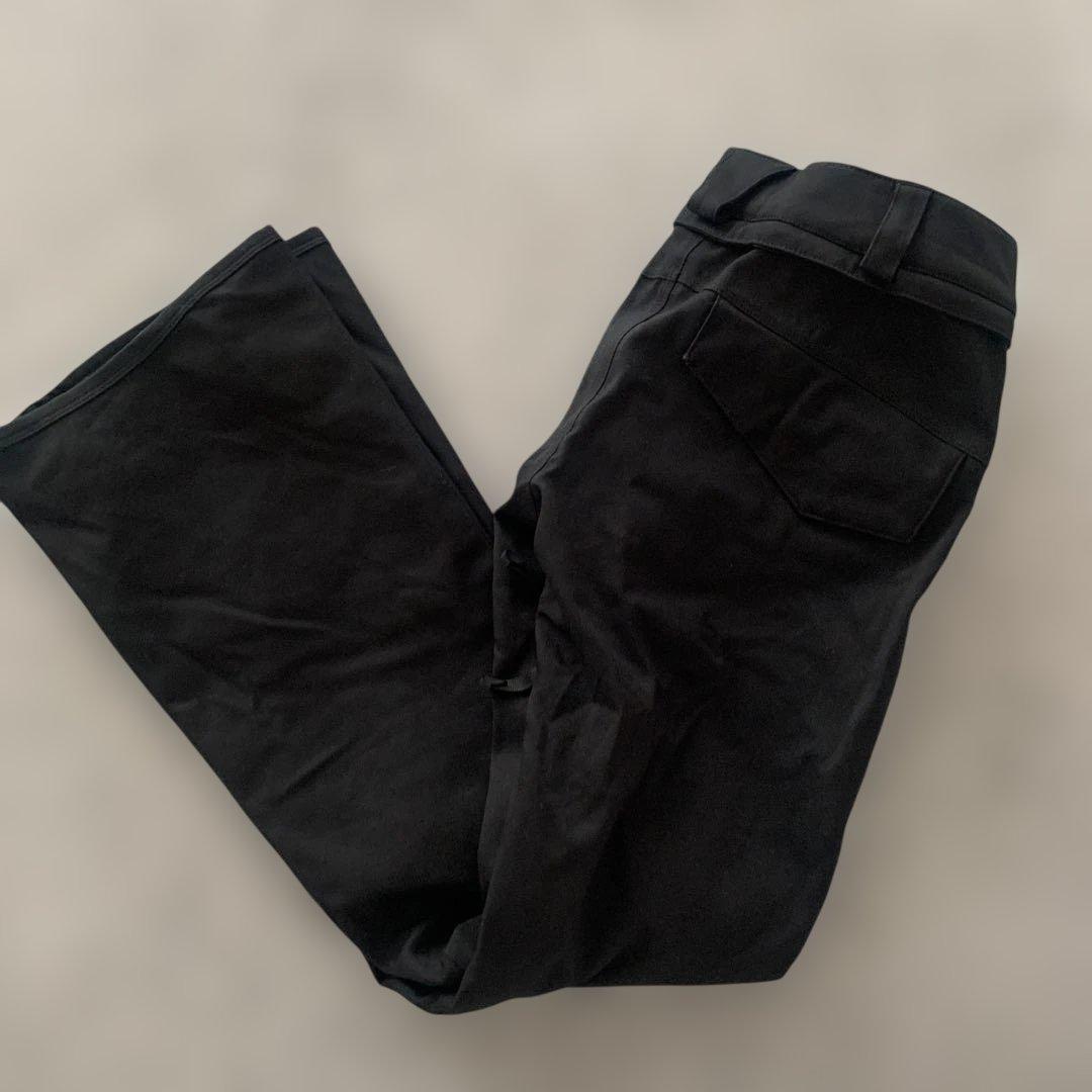未使用級✨VOLCOM スノーボードウェア　パンツ　ブラック