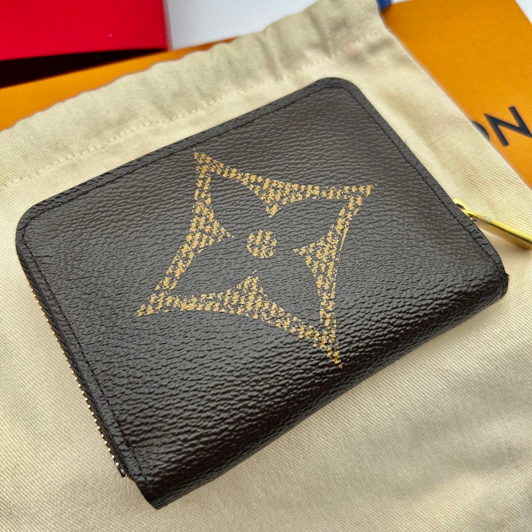 極美品ルイヴィトン ジッピーパース モノグラム ジャイアント M69354