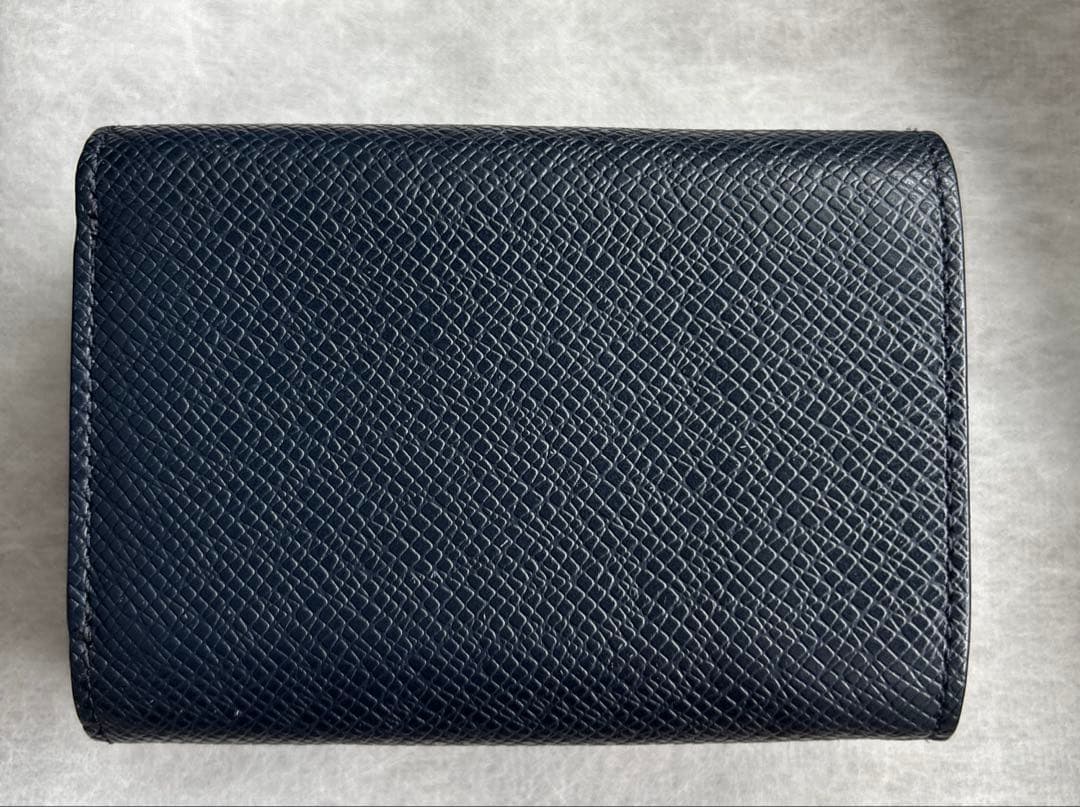 j*a様 PELLE MORBIDA ネイビー 三つ折り財布　箱あり