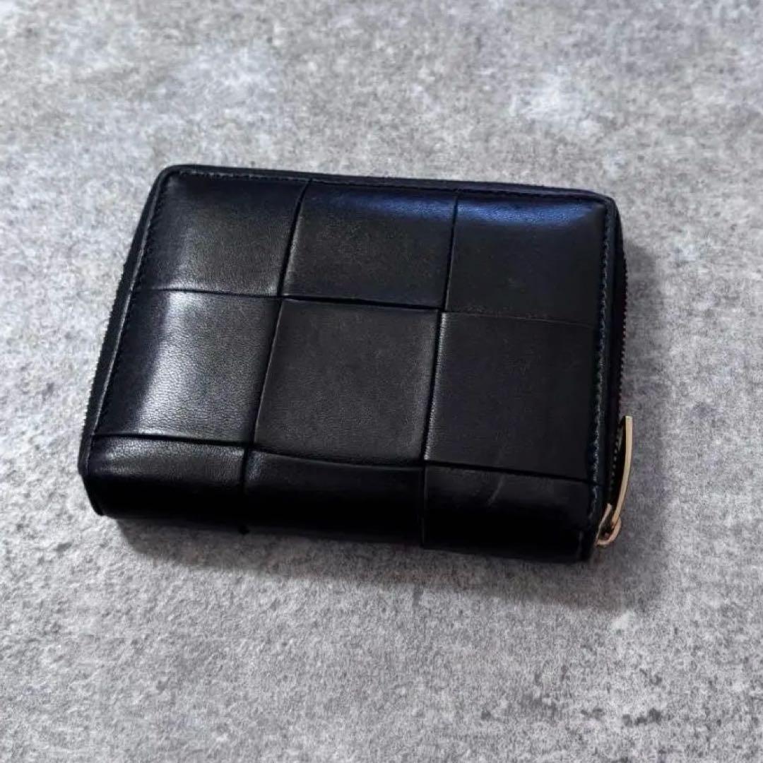 美品 ボッテガヴェネタ カセット ジップアラウンド ウォレット コンパクト