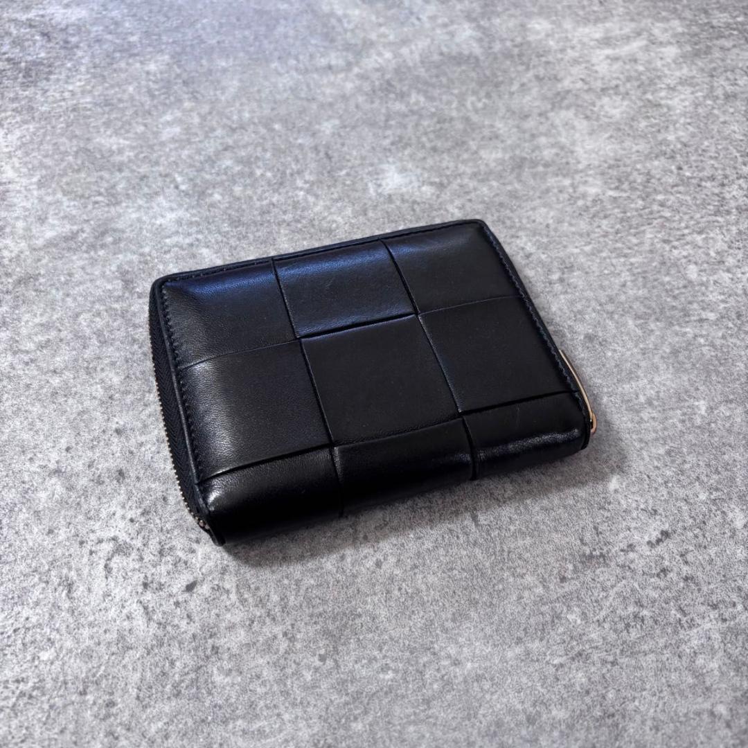 美品 ボッテガヴェネタ カセット ジップアラウンド ウォレット コンパクト