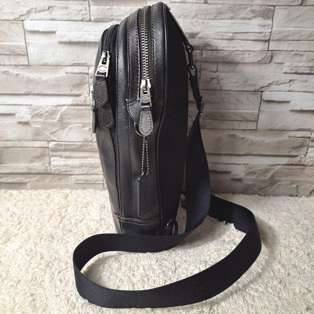 【極美品】コーチCOACHボディバッグ　ショルダーバッグ　レザー本革　ブラック
