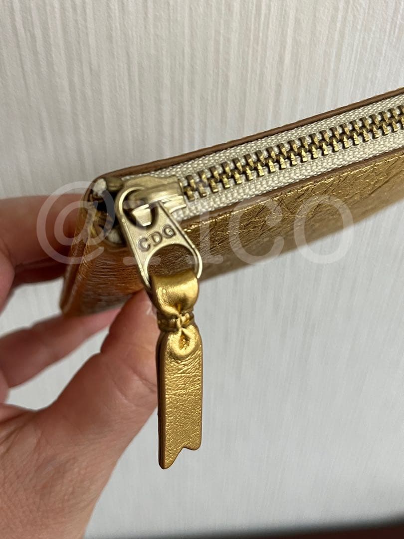 週末値下げ新品・未使用〖Wallet COMME des GARCONS 〗