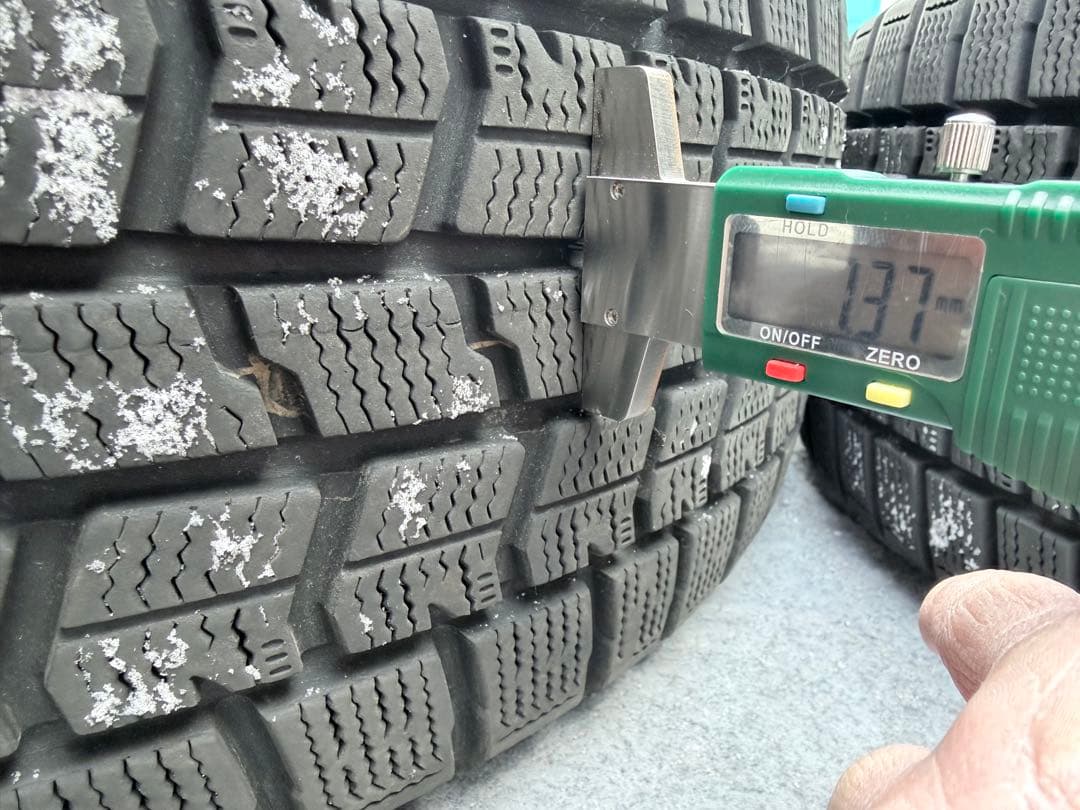 225/45r18 クラウン　トヨタ純正ホイール　18インチ　スタッドレス　４本