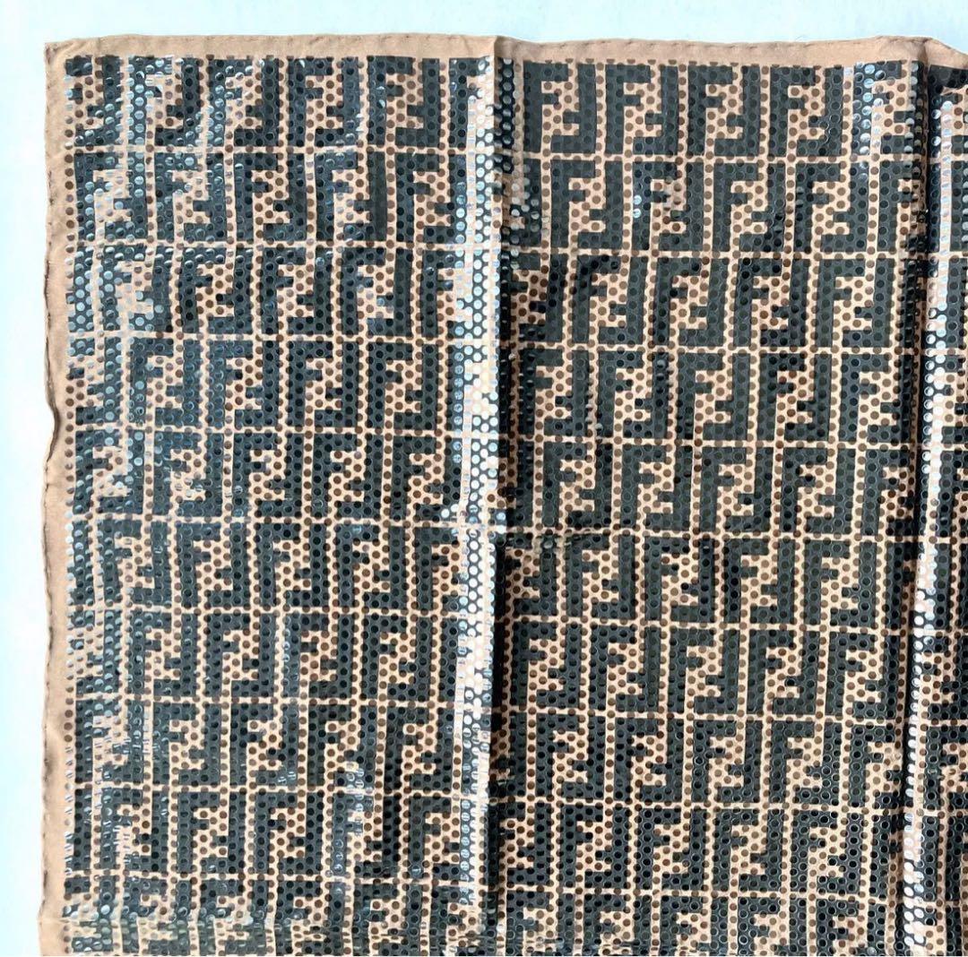 FENDI フェンディ ズッカ柄 シルク スカーフ　85×85 総柄 ブラウン系