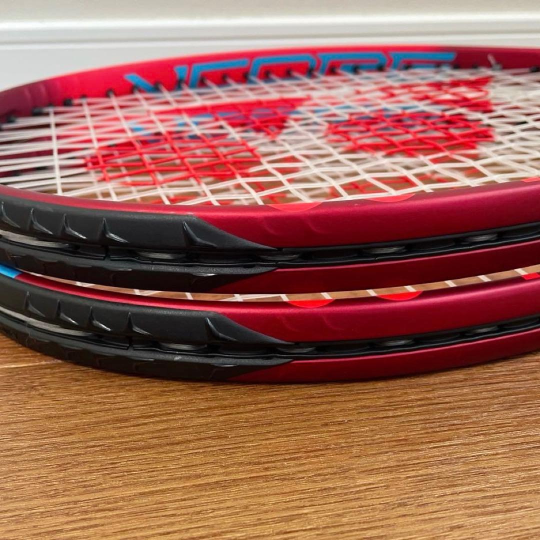 YONEX VCORE 26 テニスラケット　ケース付き　2本セット　ヨネックス