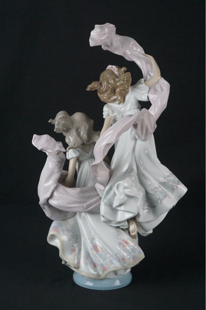 リヤドロ 「自由への賛歌」 Lladro