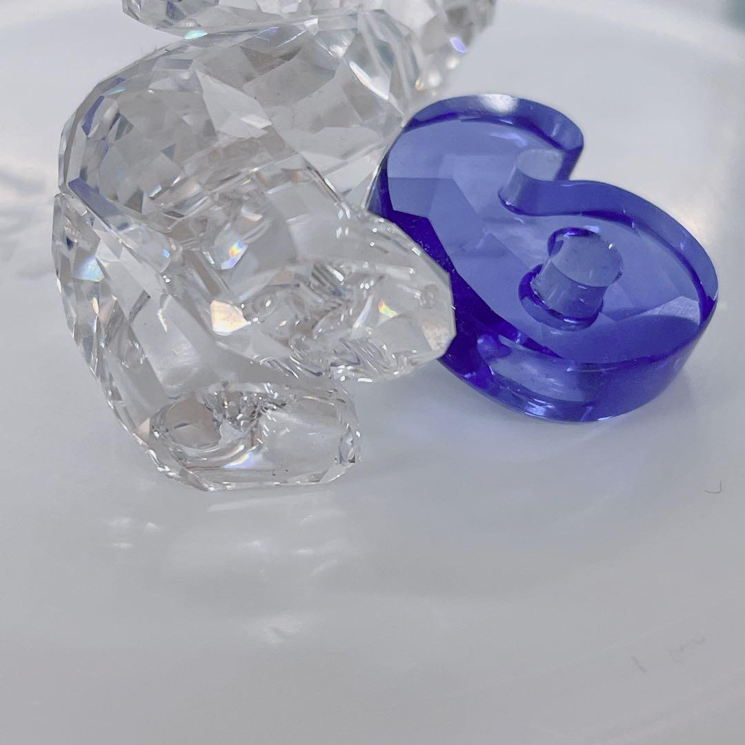 Swarovski クリスタルベアと数字6