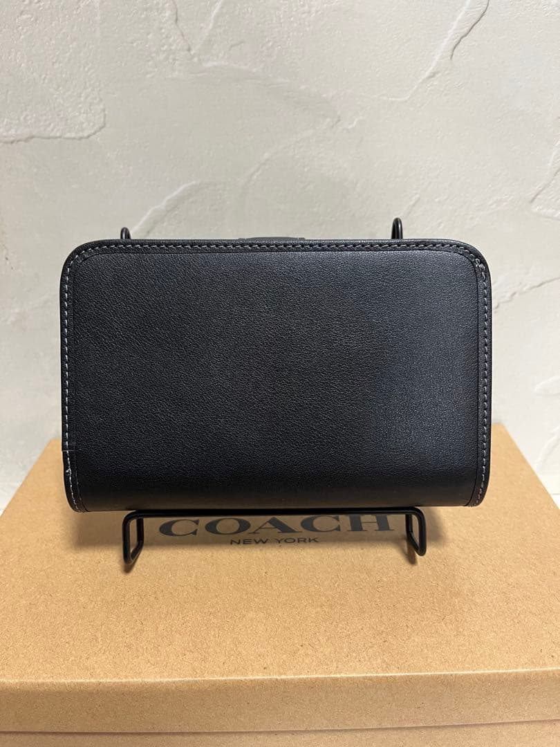 ✨️新品未使用✨️COACH ブラック 二つ折り財布