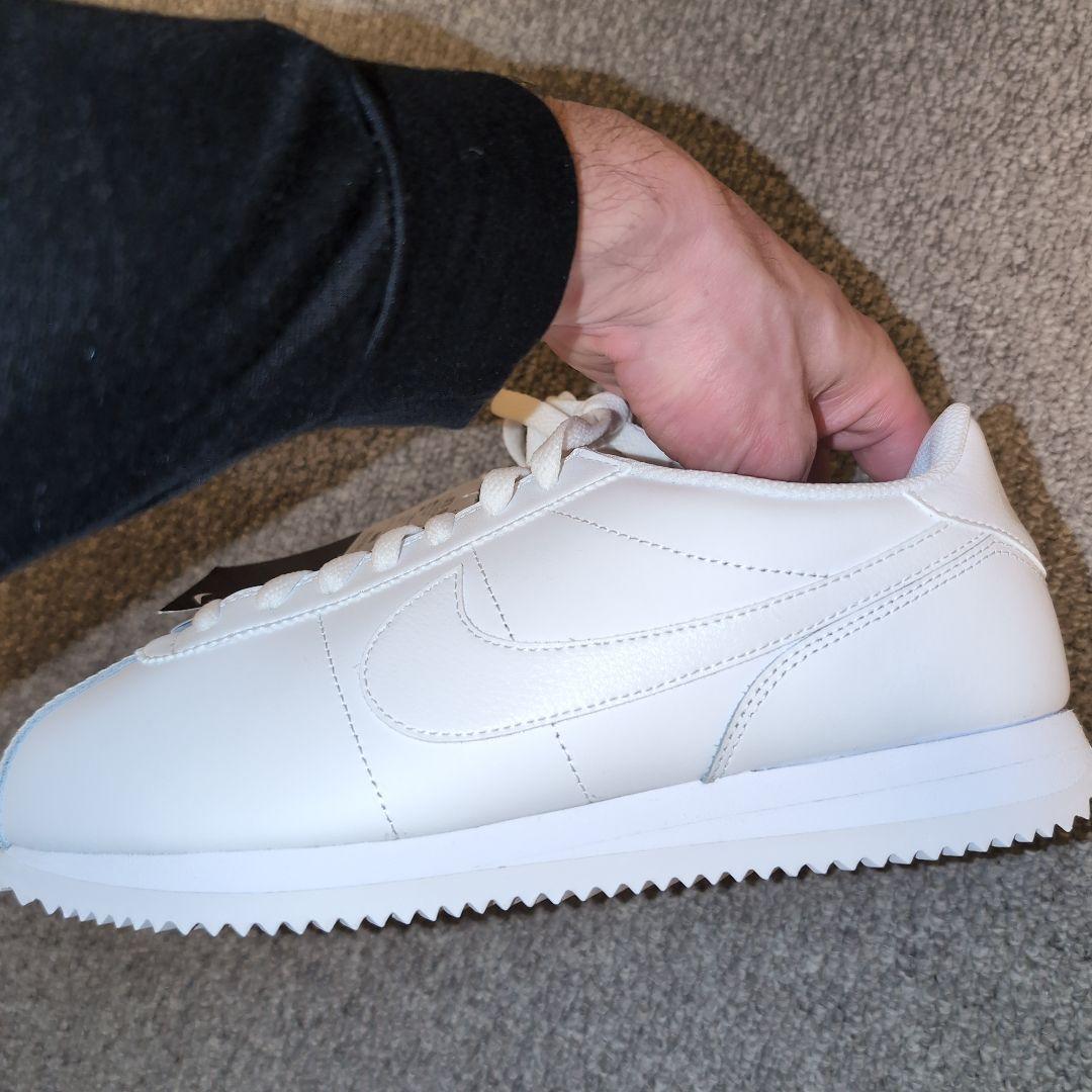 靴 nike cortez