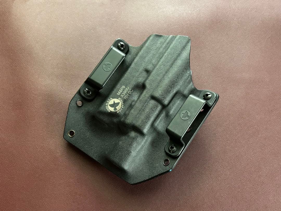 実物 RAVEN コンシールメント M&P-9用