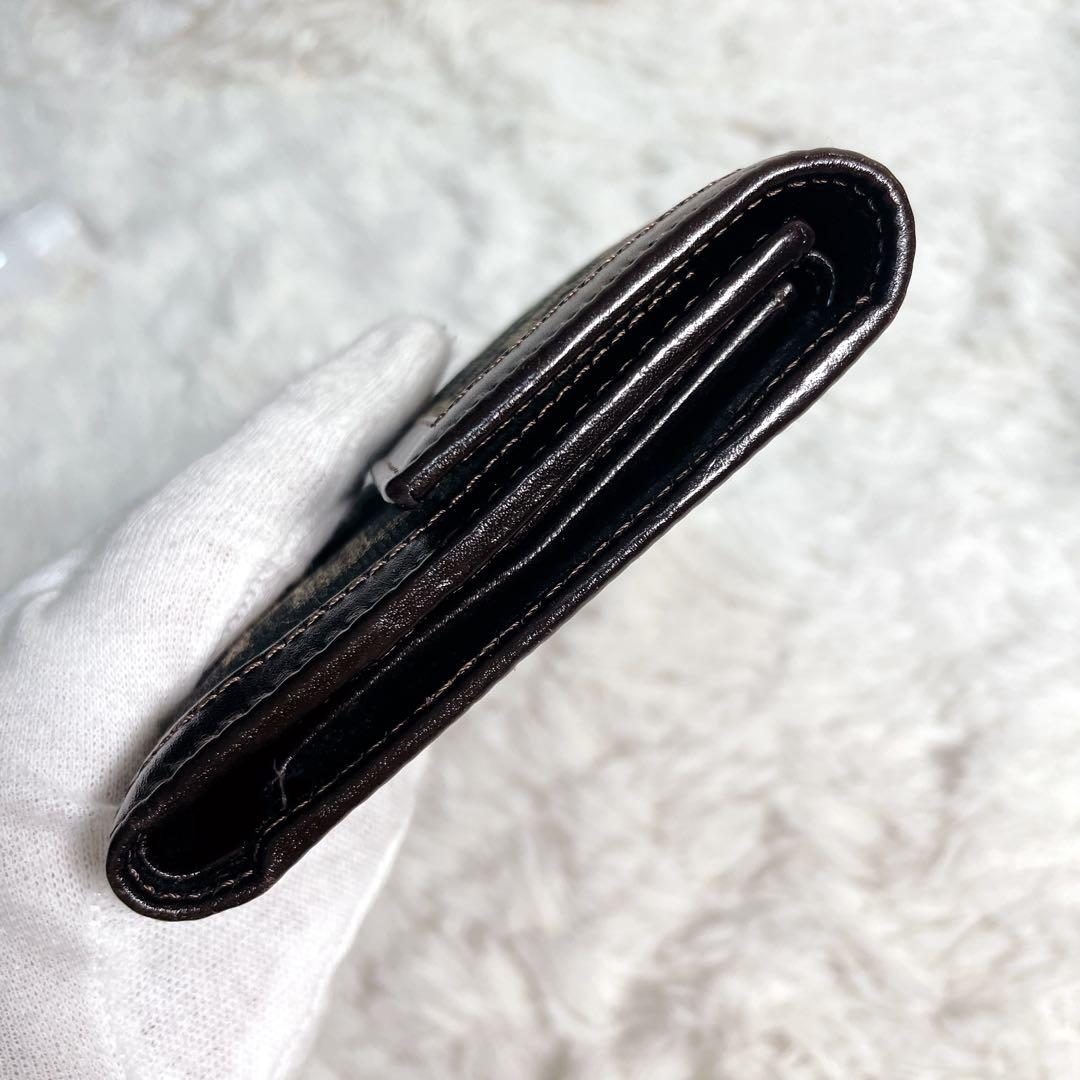 フェンディ FENDI ズッカ柄 三つ折り財布