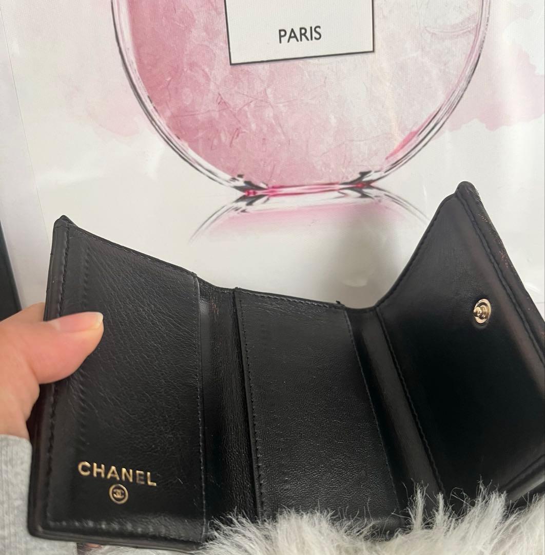 最終お値下げ!!CHANEL シャネル ラムスキンマトラッセ 三つ折り ミニ財布