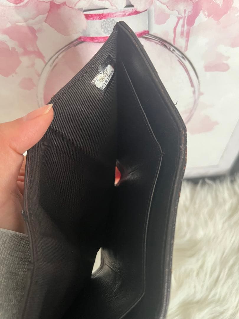 最終お値下げ!!CHANEL シャネル ラムスキンマトラッセ 三つ折り ミニ財布
