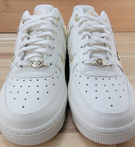 靴 Nike Women's Air Force 1 '07 LX