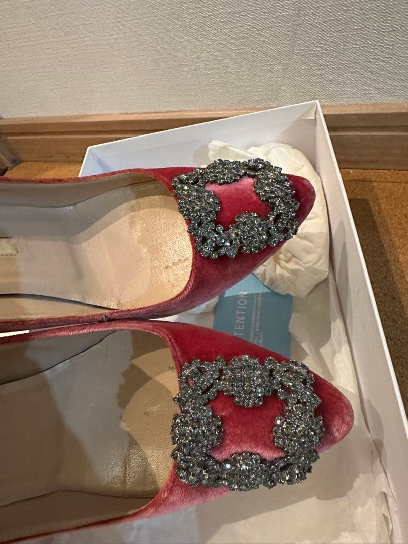 マノロブラニク　ハンギシ　パンプス　ヒール　36.5 MANOLOBLAHNIK