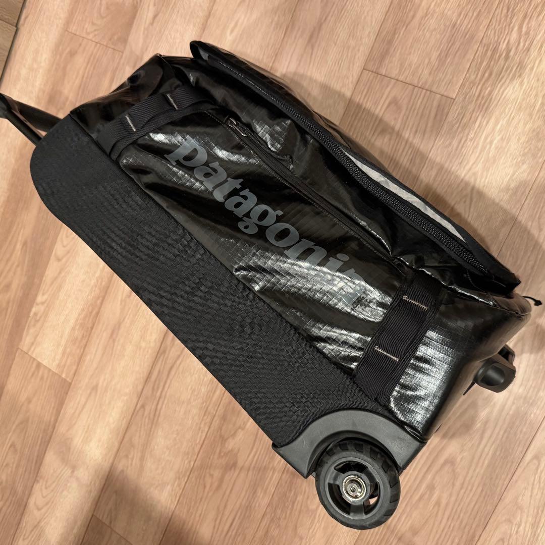 patagonia　BLACK HOLE WHEELED DUFFEL 40ℓ