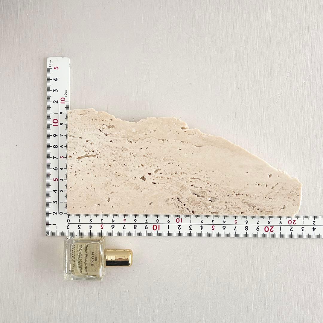 519ロマノトラバーチン（大理石端材プレート）