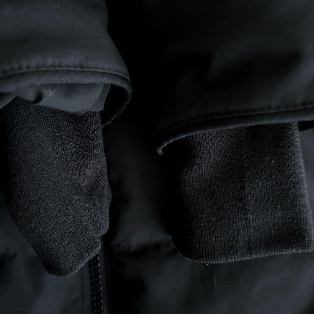 カナダグース　希少Lサイズ　ブラックレーベルミスティークパーカー　ブラック