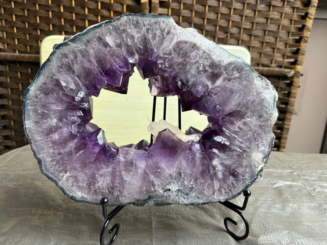 【開運・浄化】ウルグアイ産！虹入り！ハピネスゲート⭐アメジストクラスターN94